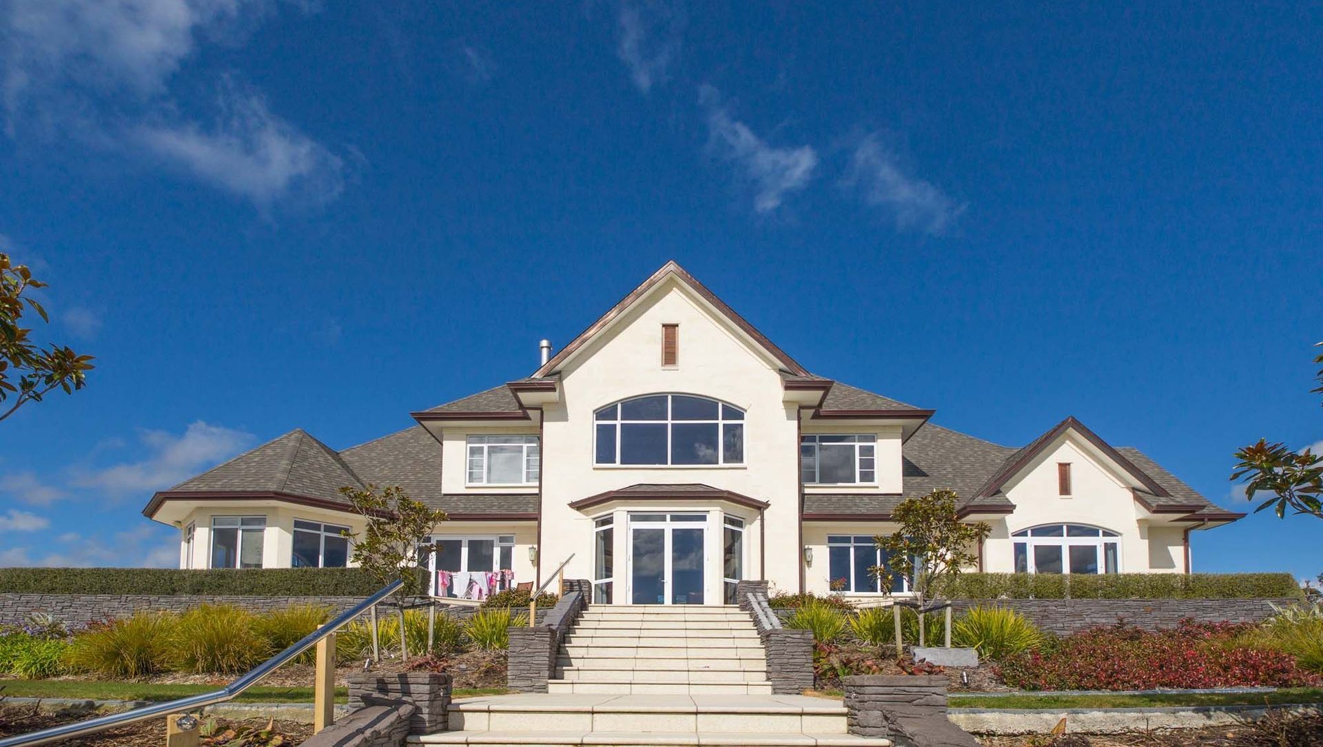 Oamaru stone - Auckland House banner