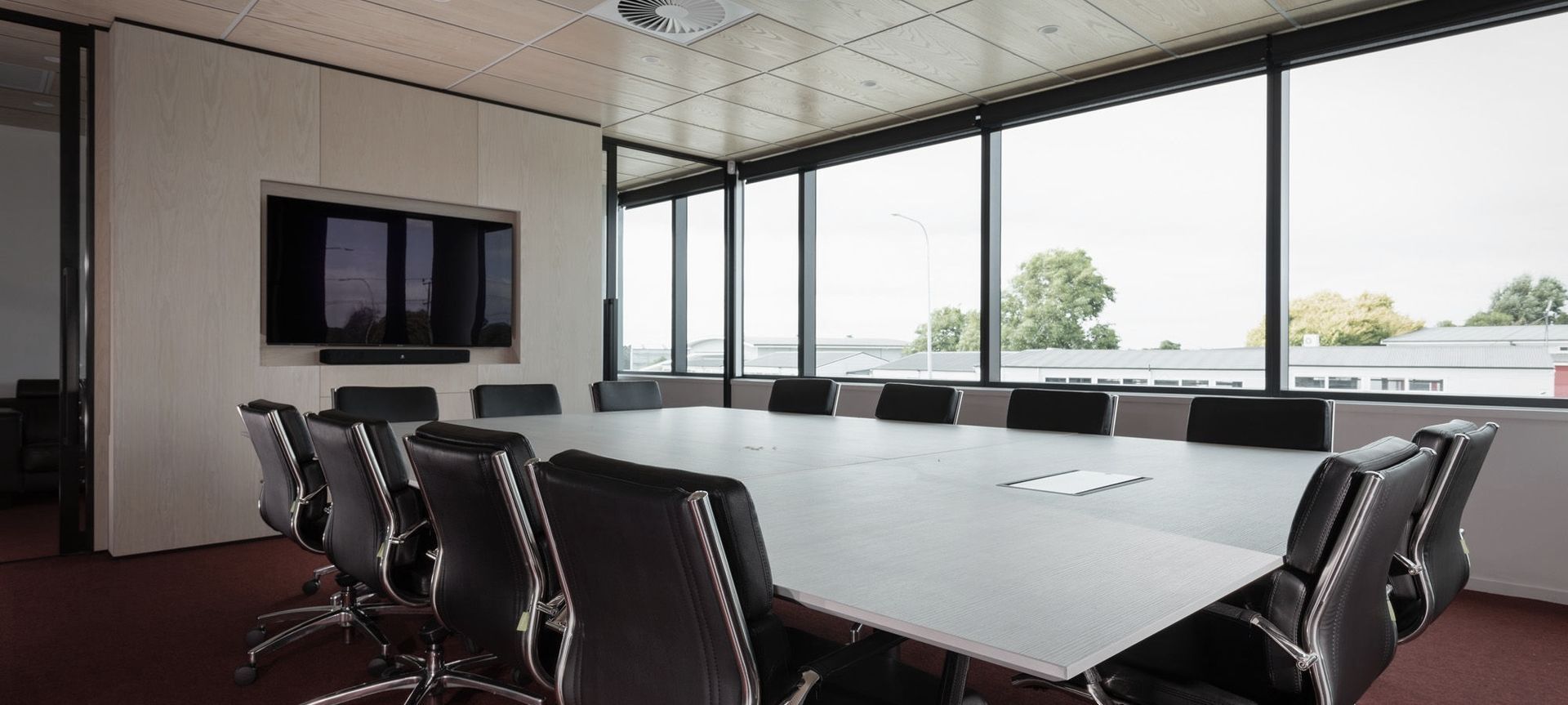 AutoHub Workplace banner
