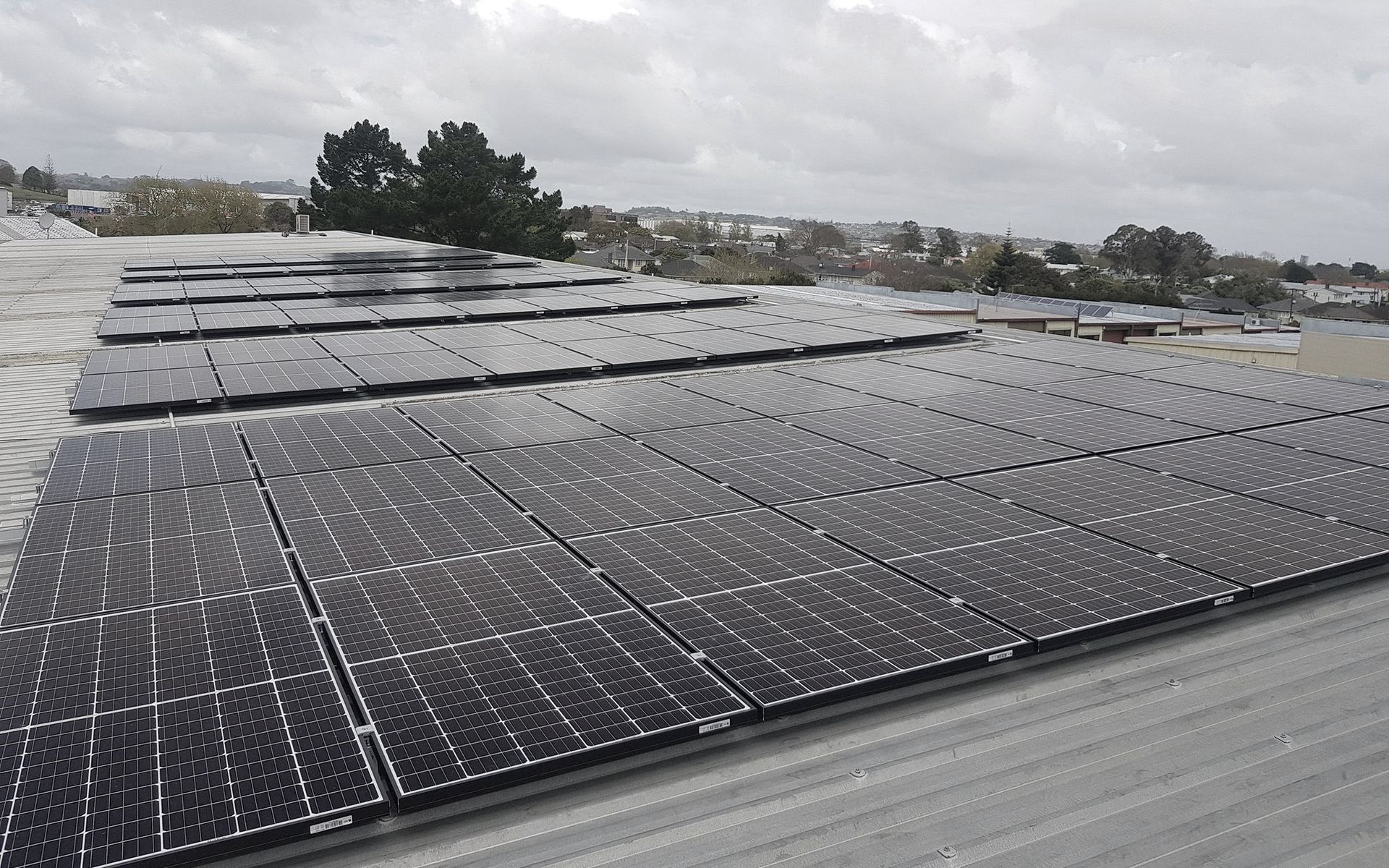 Hero Banner for AVID Solar