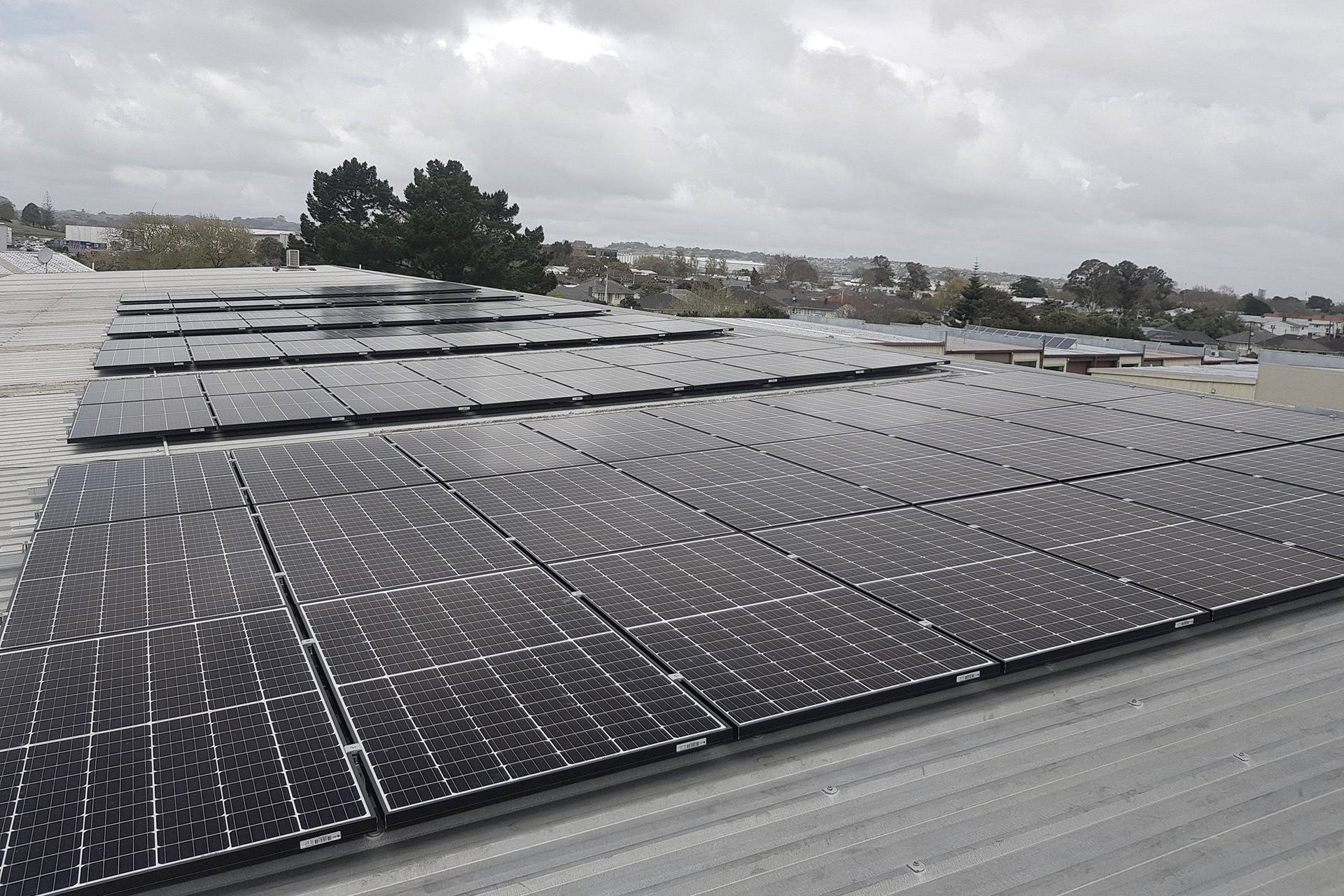 Hero Banner for AVID Solar