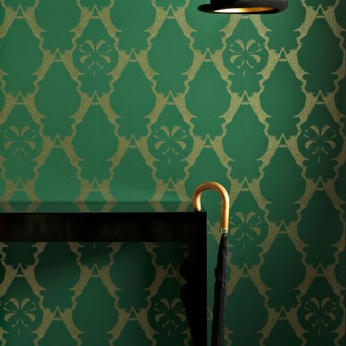 Barneby Gates Wallpaper & Fabrics