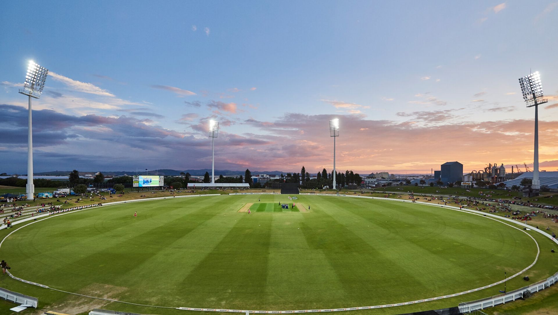 Bay Oval banner