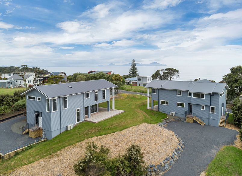 Langs Beach, Northland- Luxury / Beach House / Outdoor Living / New Builds  by Cogan Custom Homes
