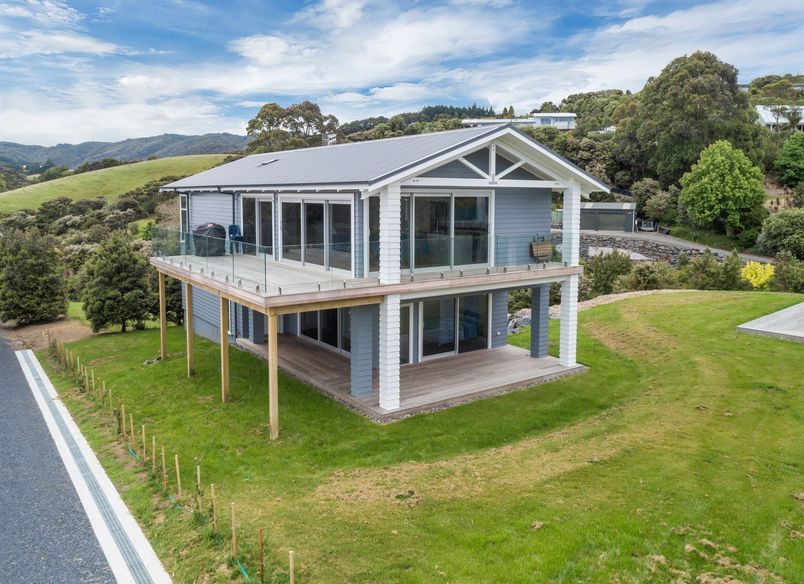 Langs Beach, Northland- Luxury / Beach House / Outdoor Living / New Builds  by Cogan Custom Homes