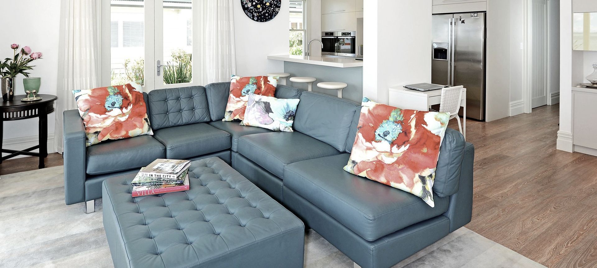 Beachfront Luxury - Cheltanham banner