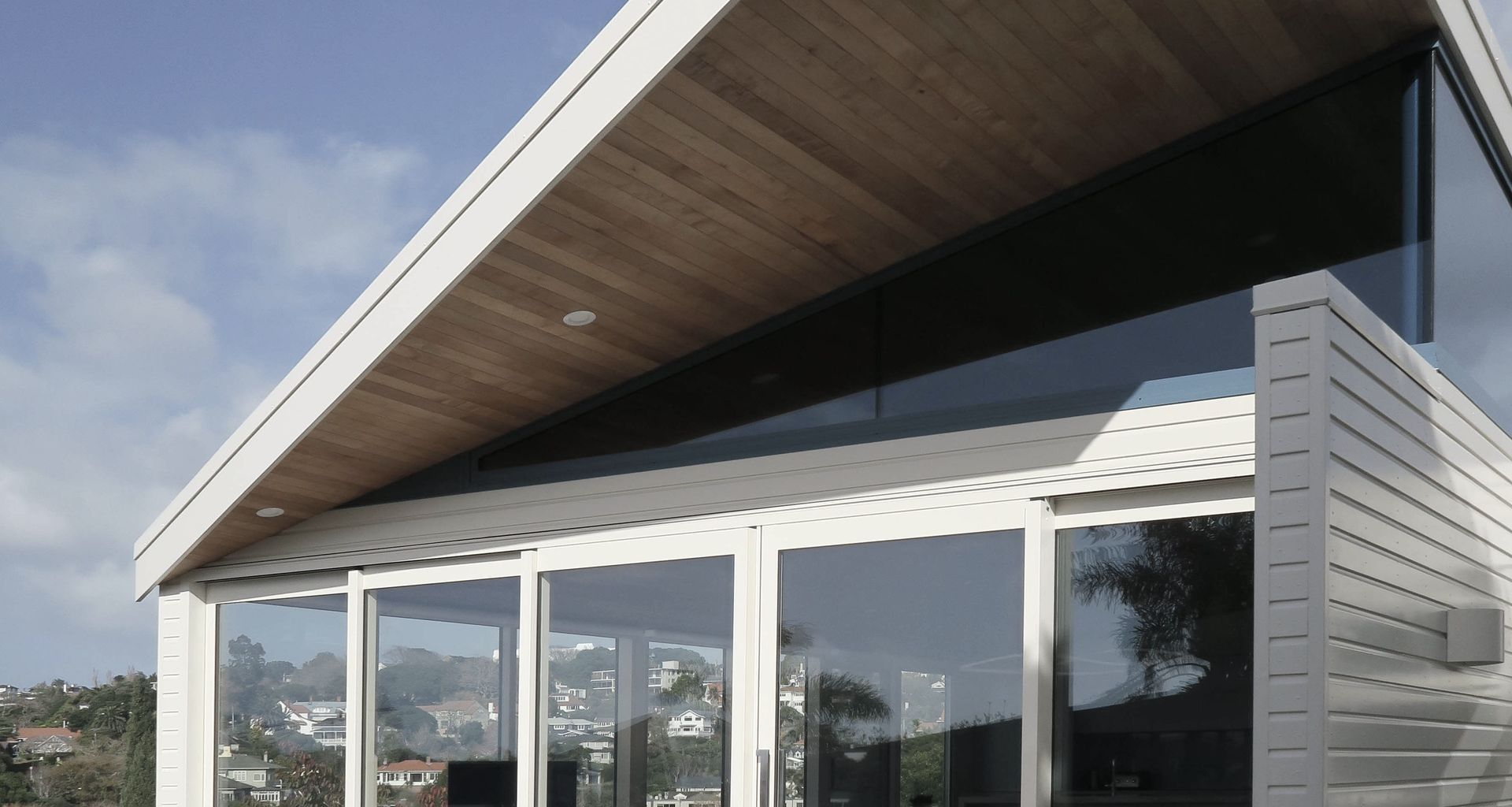 Bell Road House, Remuera banner