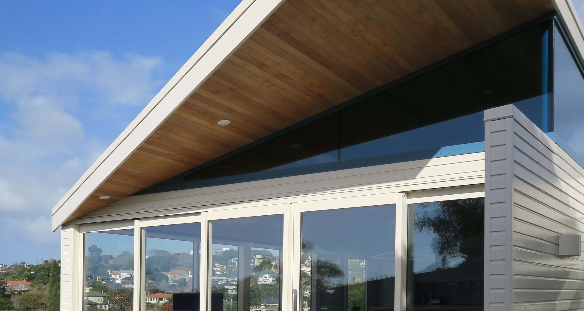 Bell Road House, Remuera banner