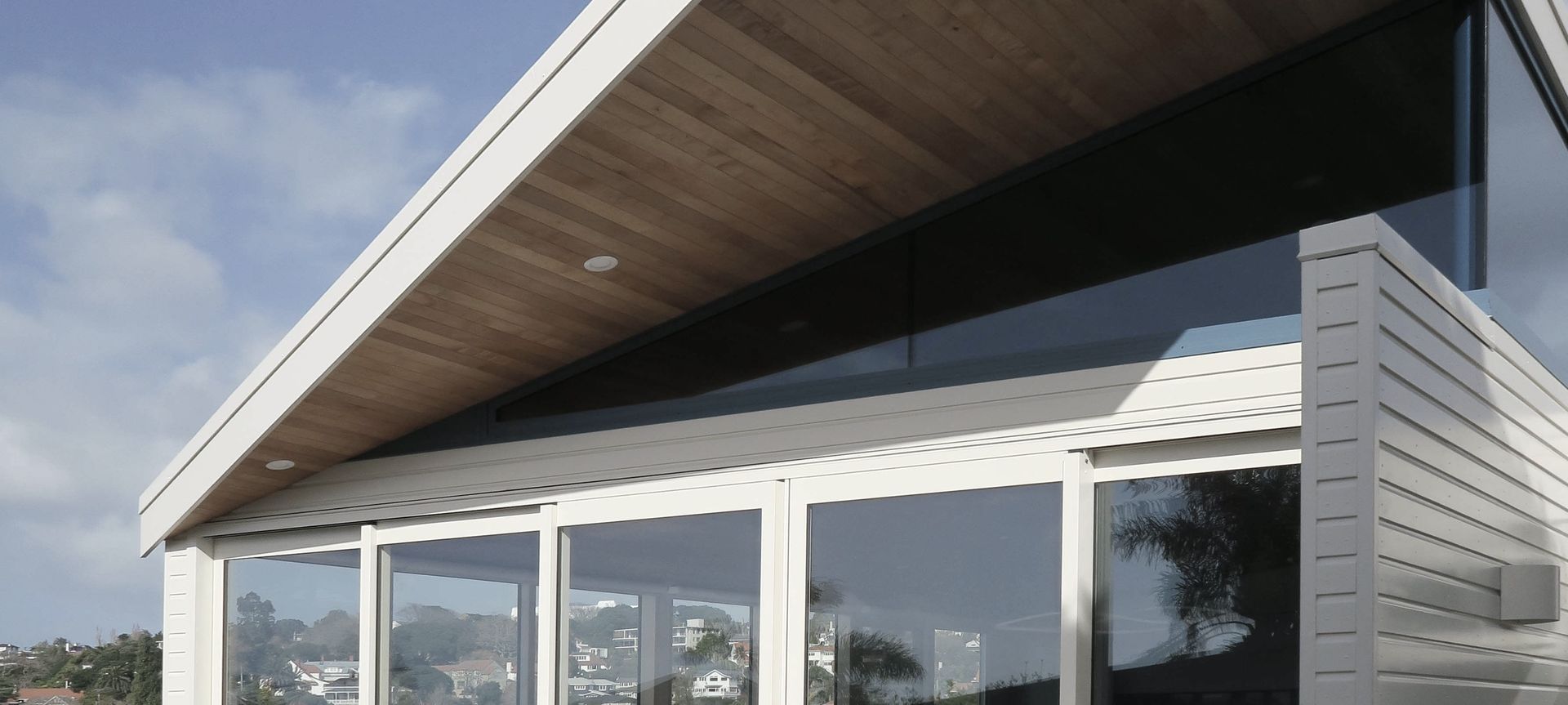 Bell Road House, Remuera banner