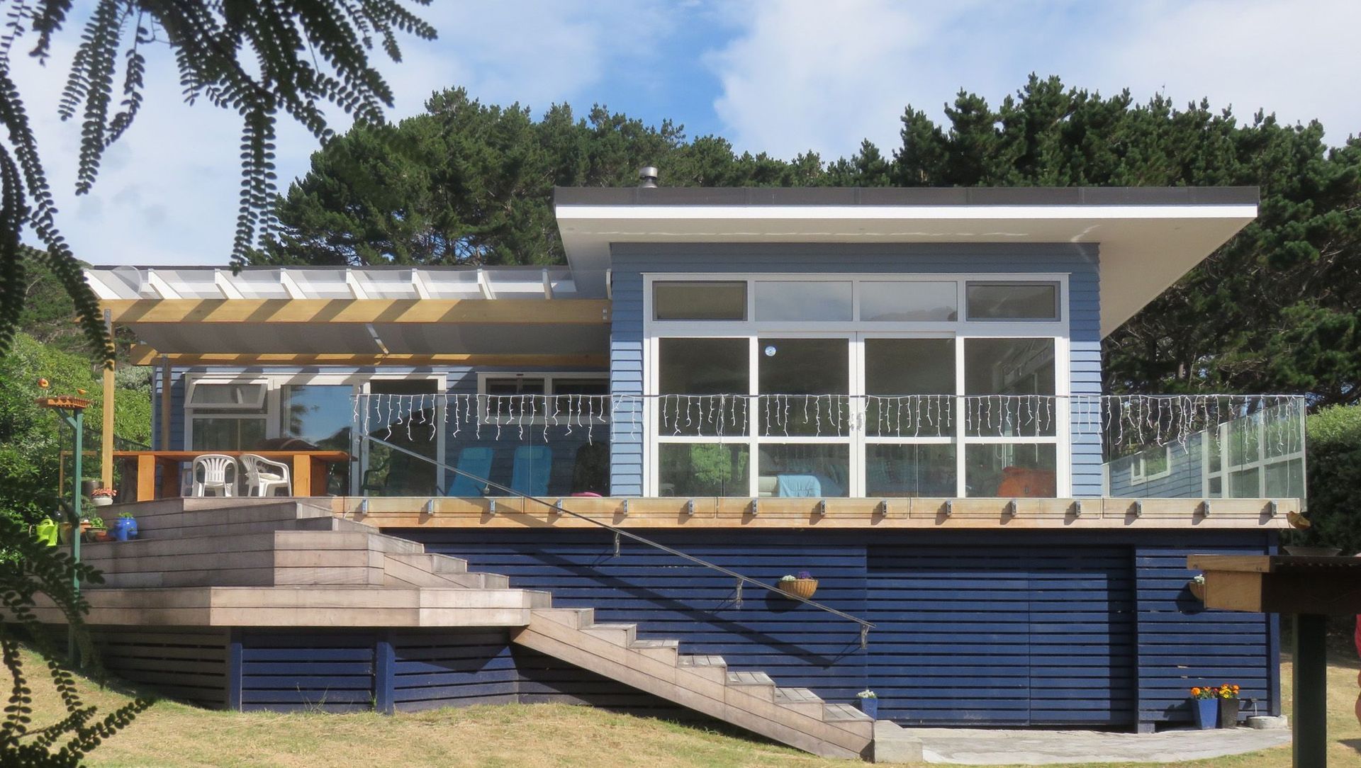 Bethells Beach banner