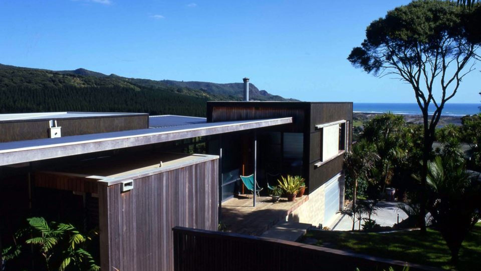 Bethells Beach House, Waitakere, Auckland banner