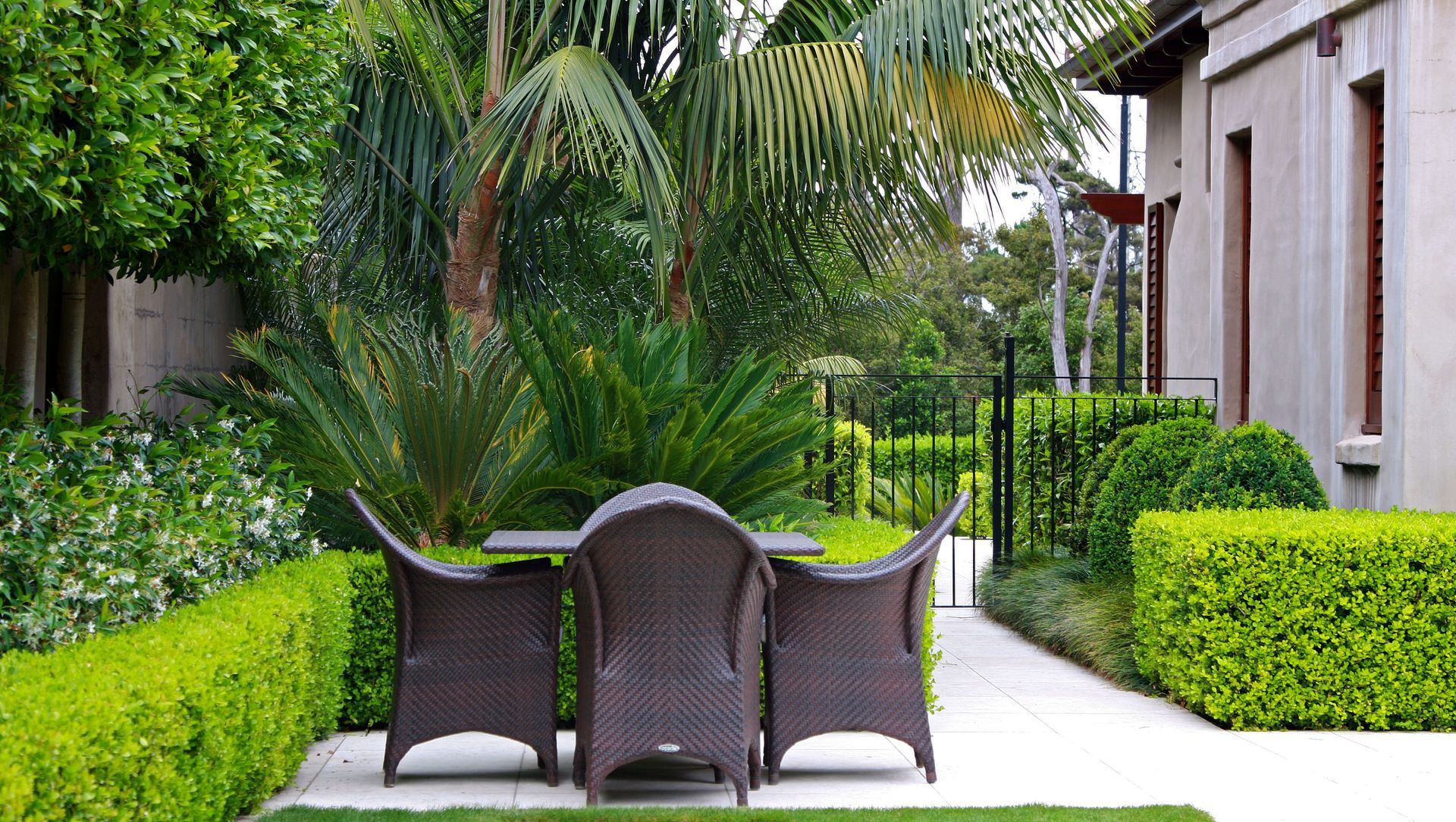 Birkenhead Garden and Pool banner