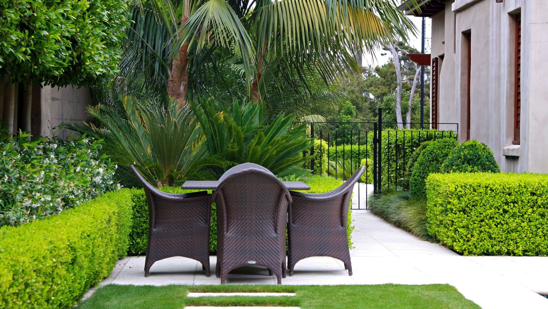 Birkenhead Garden and Pool banner