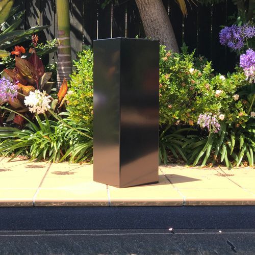 Black Powder Coated Steel Column 300 Planter