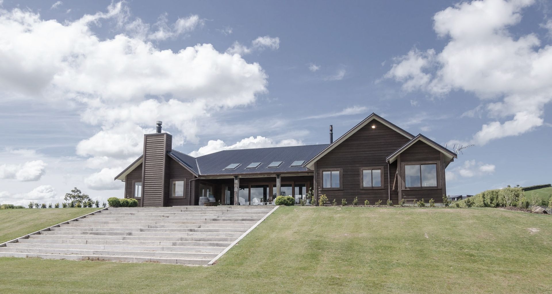 Highland Lodge banner