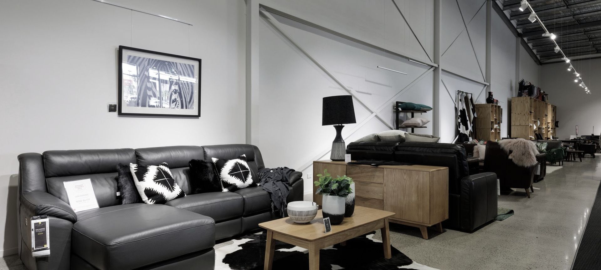 Hunter Furniture, Te Rapa, Hamilton banner