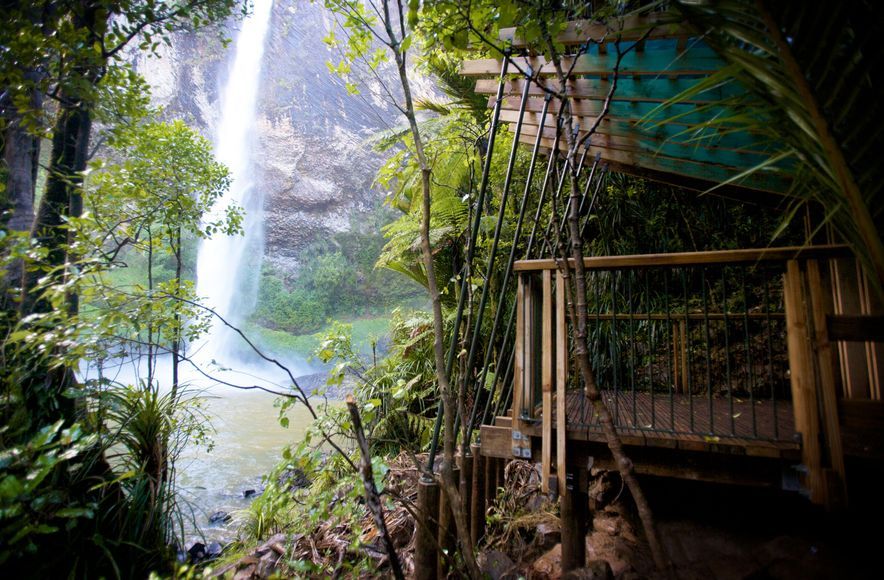 Bridal Veil Falls Viewing Shelter   Search
