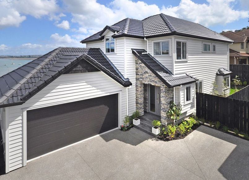 Bucklands Beach House