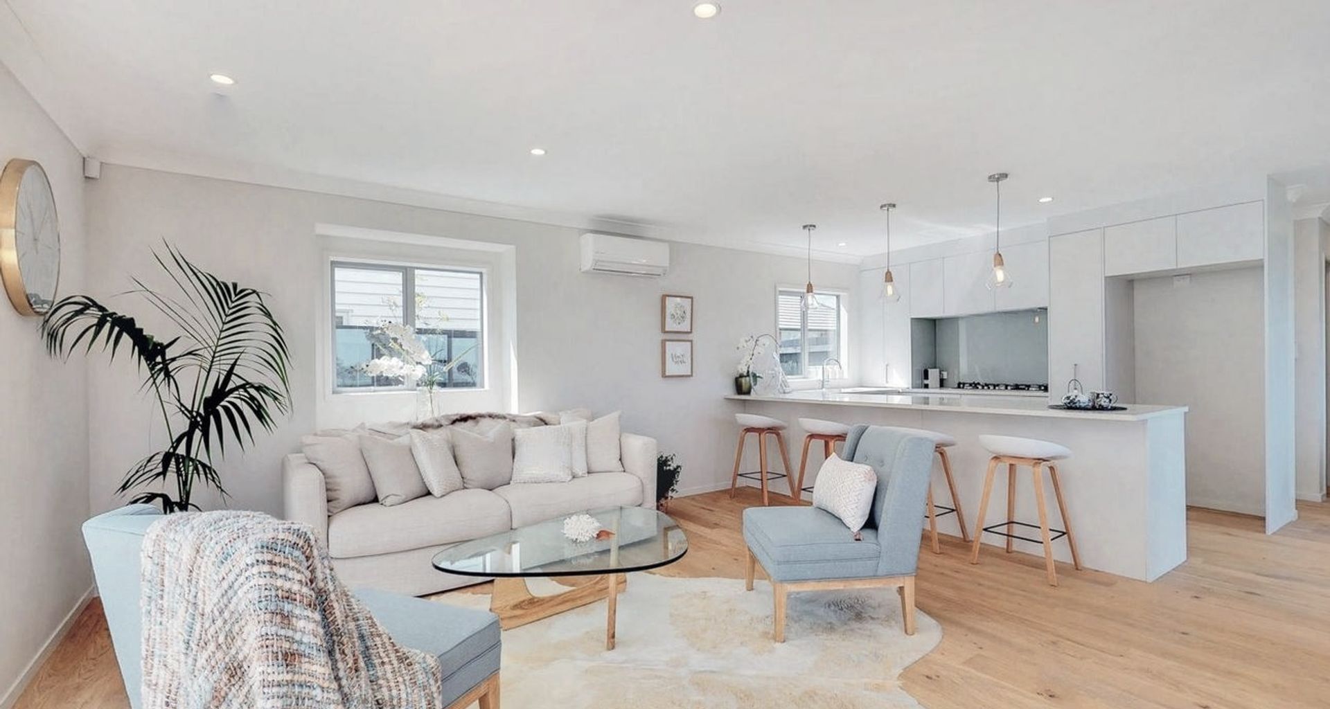 Bucklands Beach House banner