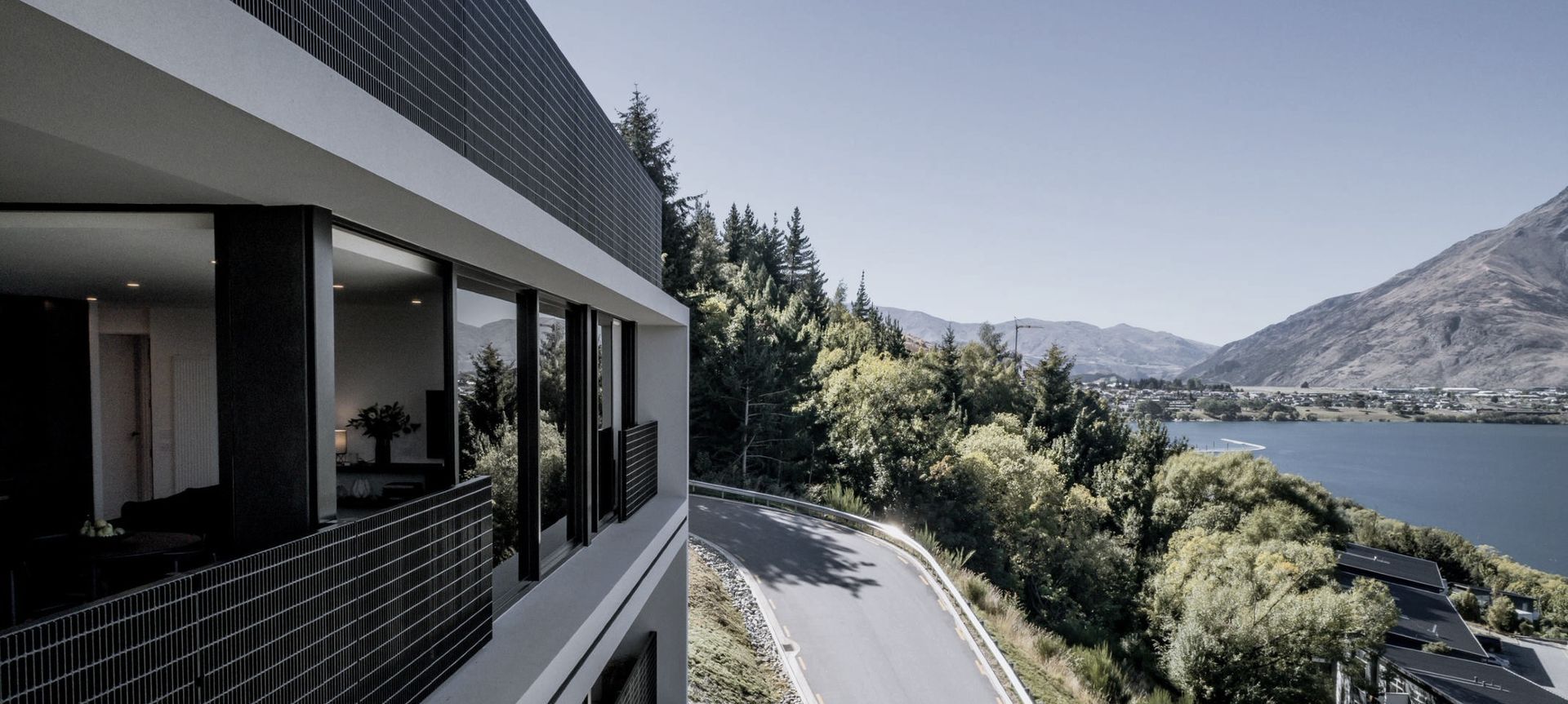Bunker House, Potters Hill Drive banner