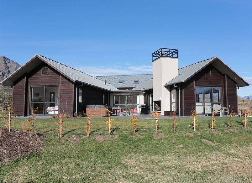 Caithness Court, Jack's Point I