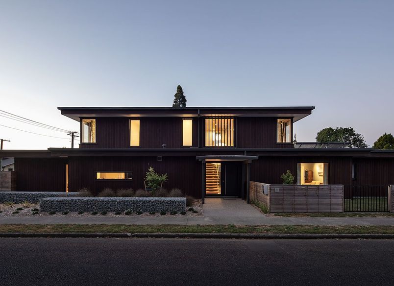 Linear House