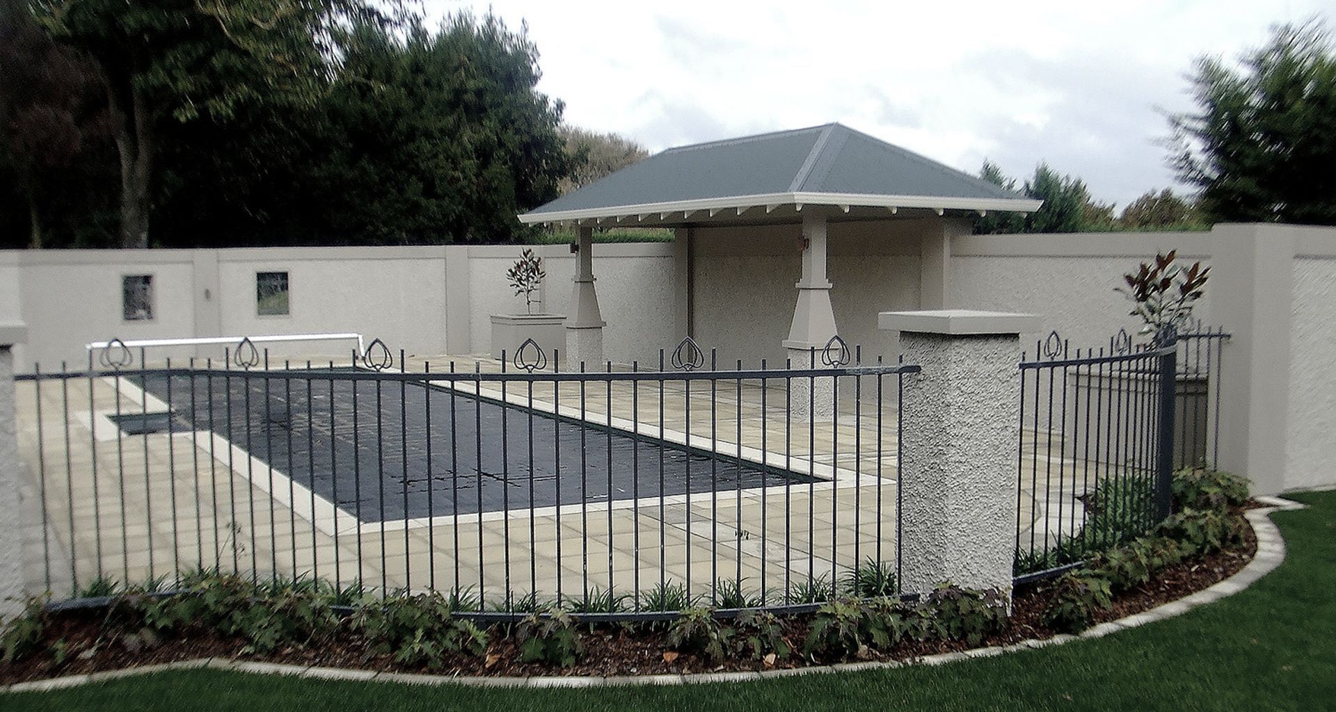 Cambridge Pool Area & Pergola banner