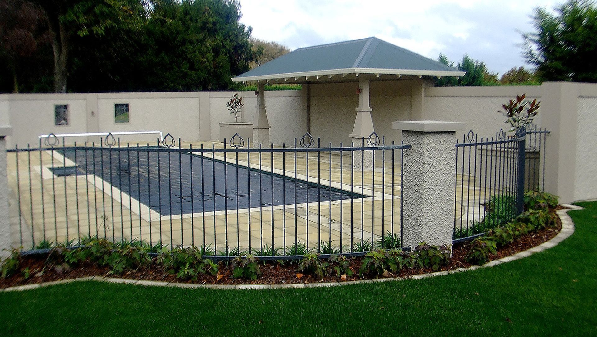Cambridge Pool Area & Pergola banner