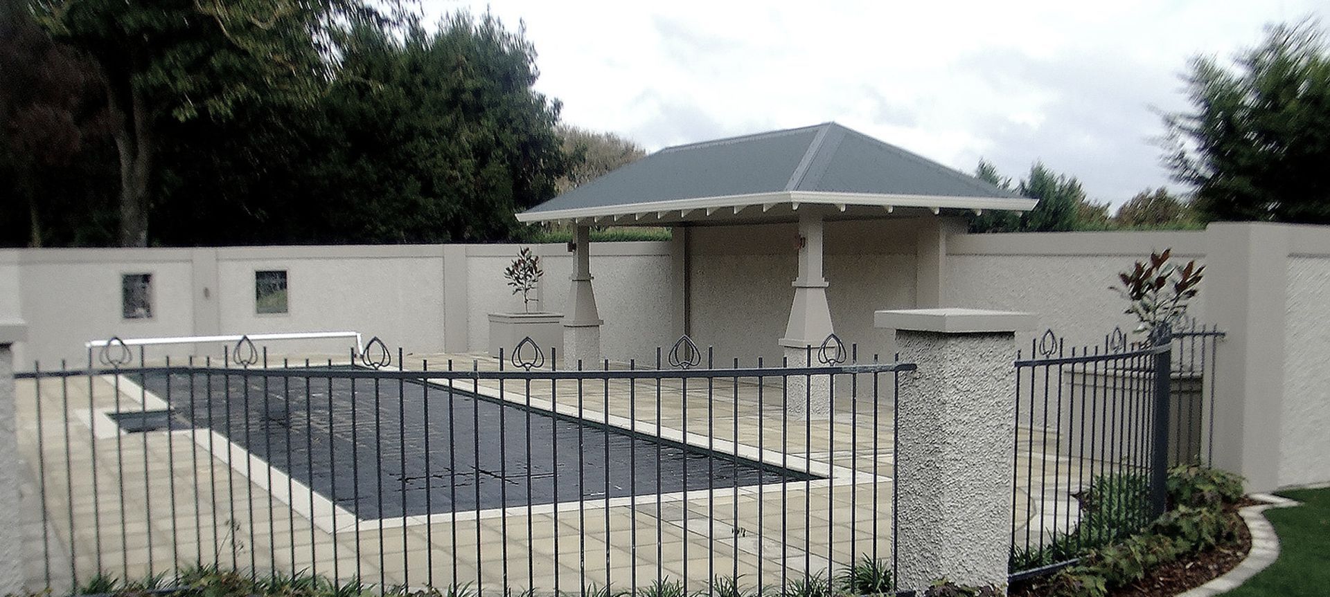 Cambridge Pool Area & Pergola banner