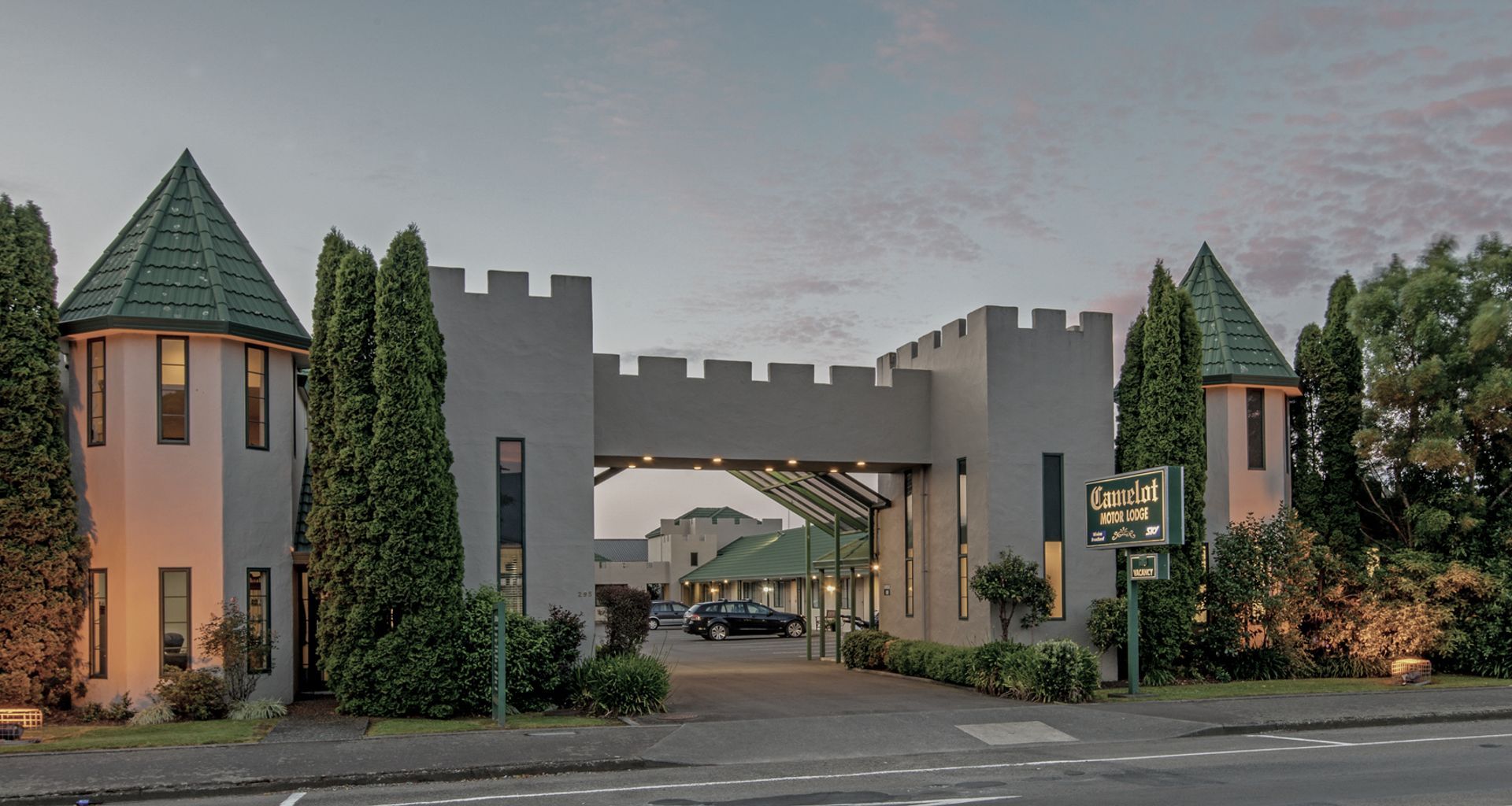 Camelot Motel banner