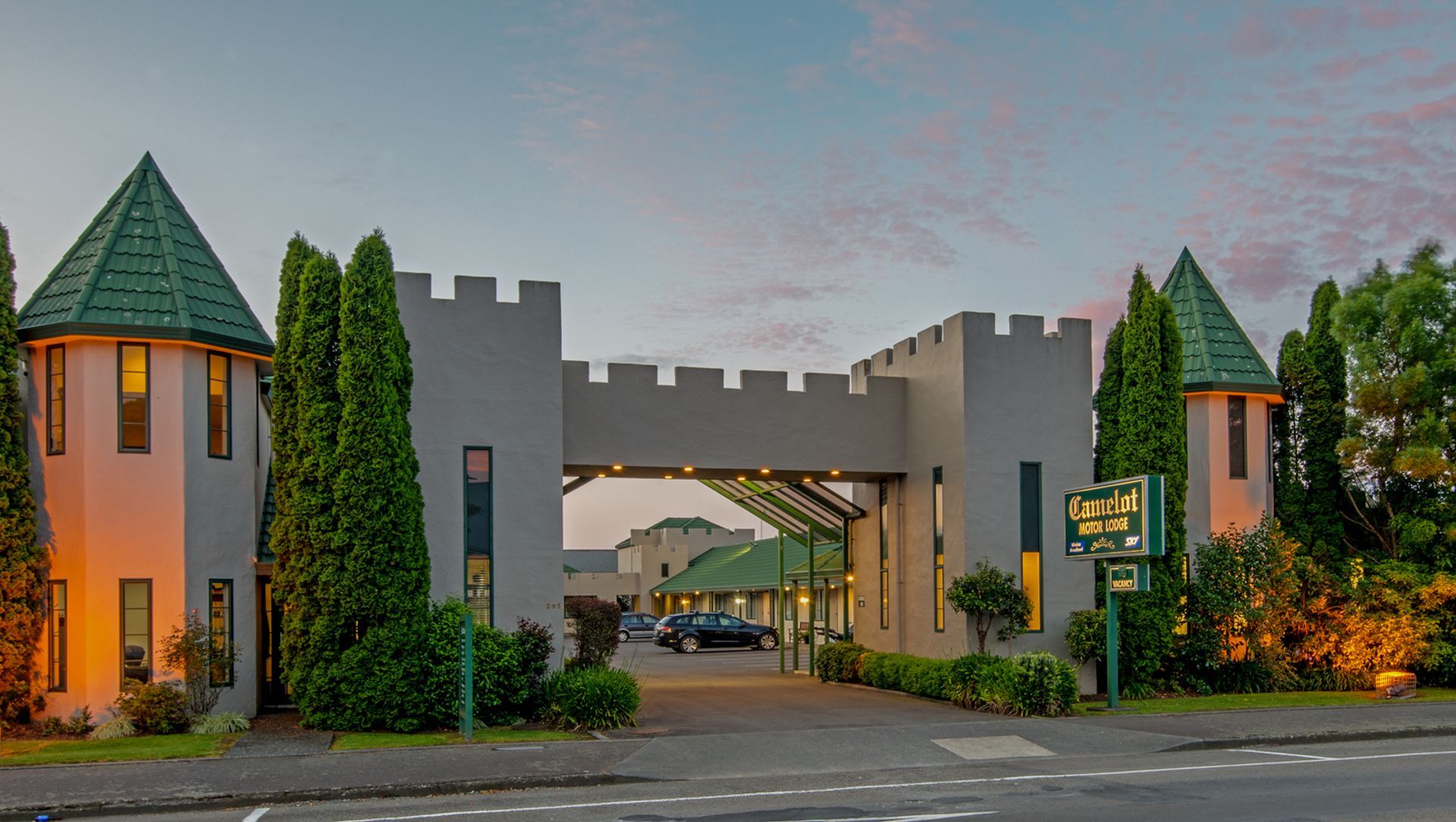 Camelot Motel banner