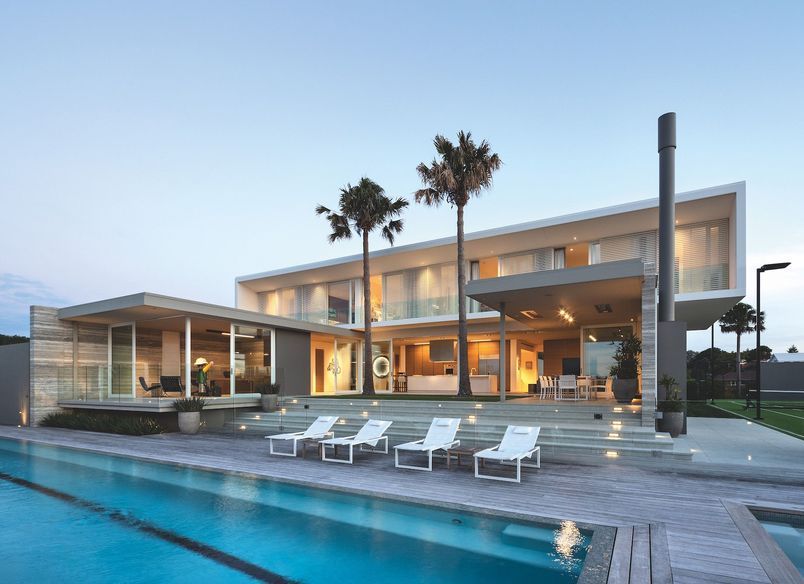 Cantilever House