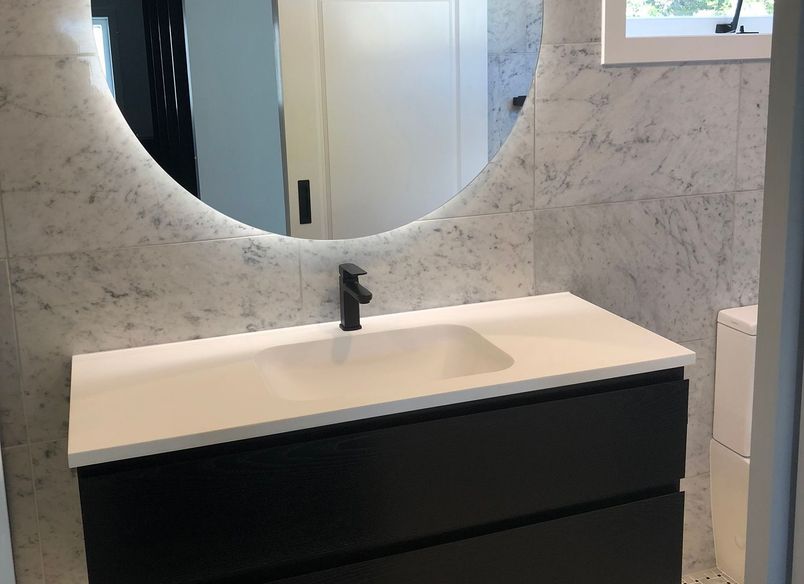 Carrara Tiled Bathroom