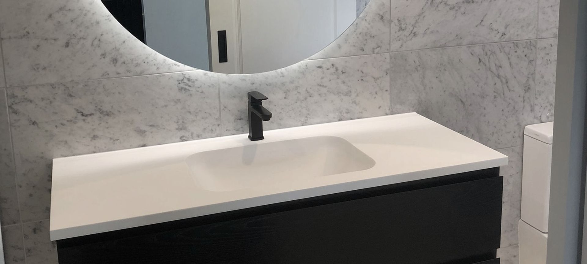 Carrara Tiled Bathroom banner