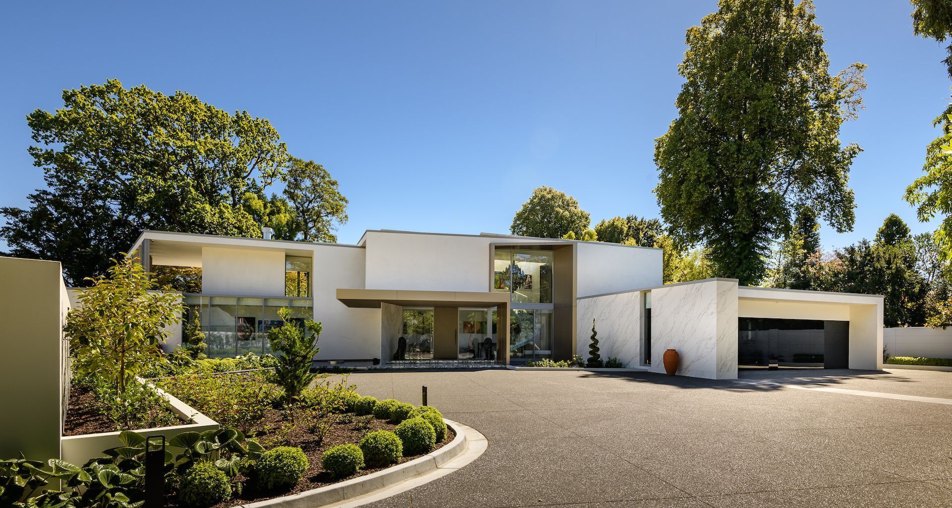 Casa Moderno banner