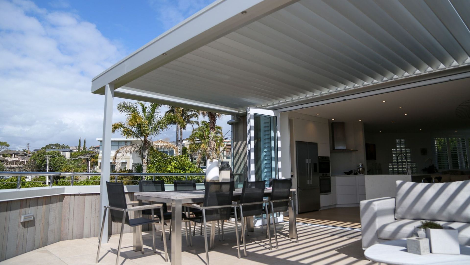 Castor Bay Home banner