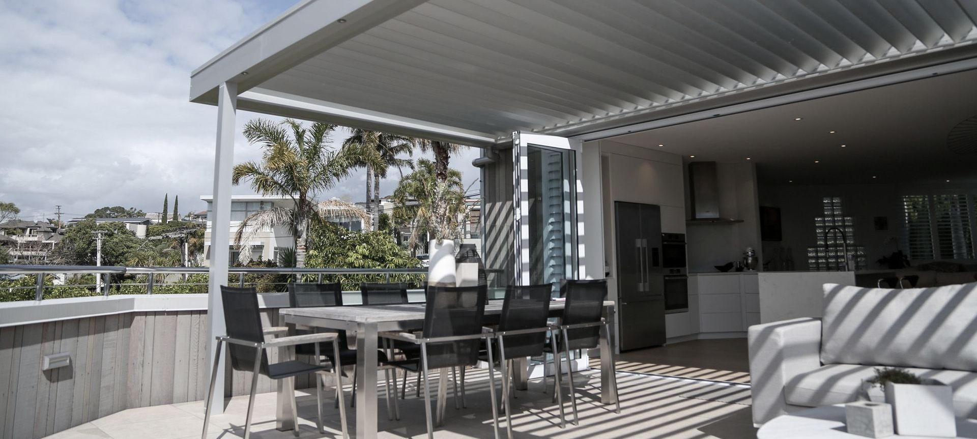 Castor Bay Home banner