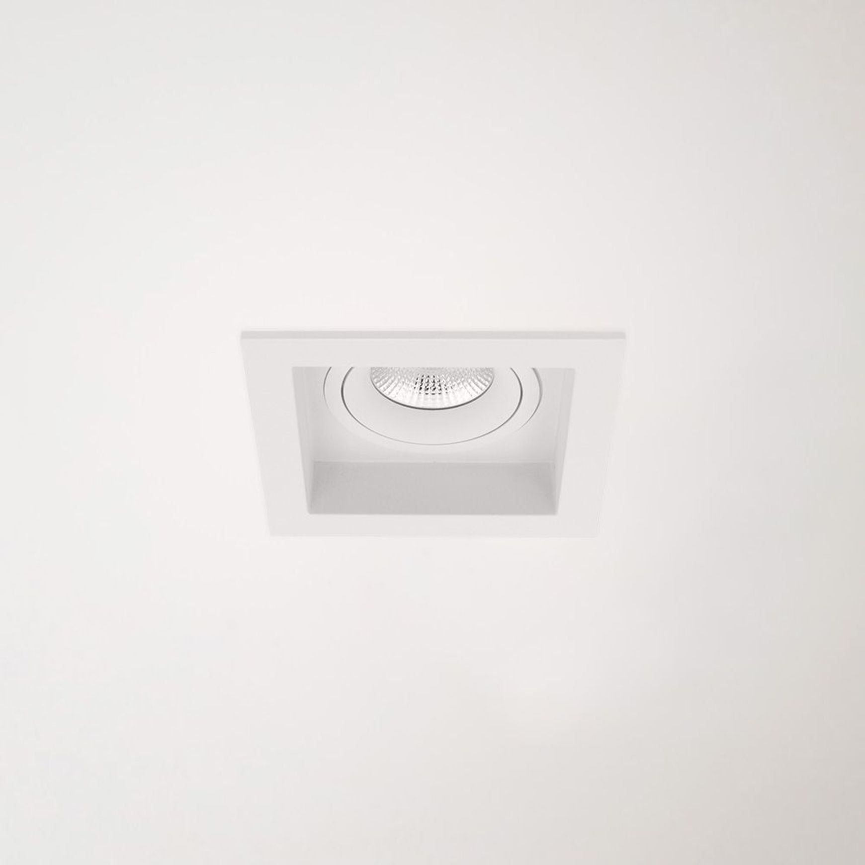 Cevon LED Tilt/Rotate Low Glare 11W Light