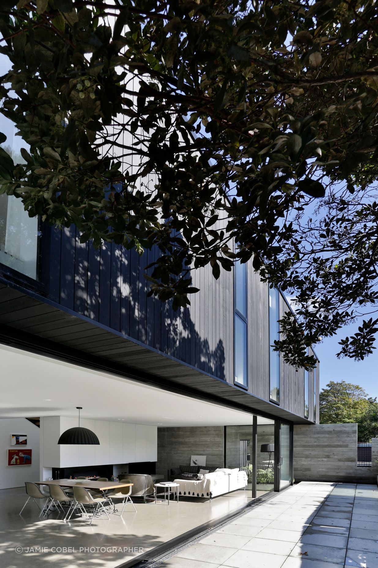 The courtyard and ground floor are level, making a very usable and convertible space