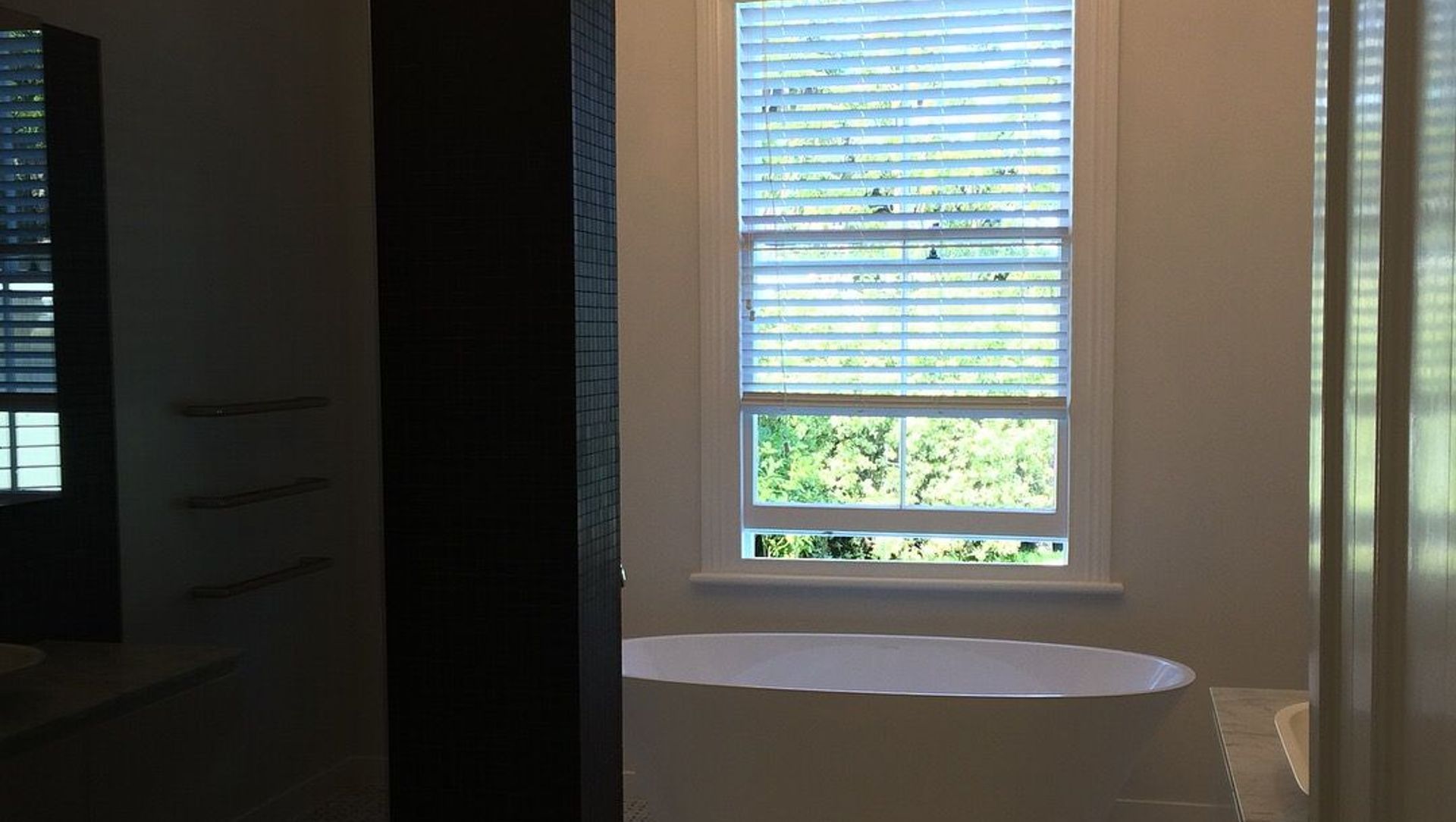 Cinca Mosaic Bathroom banner