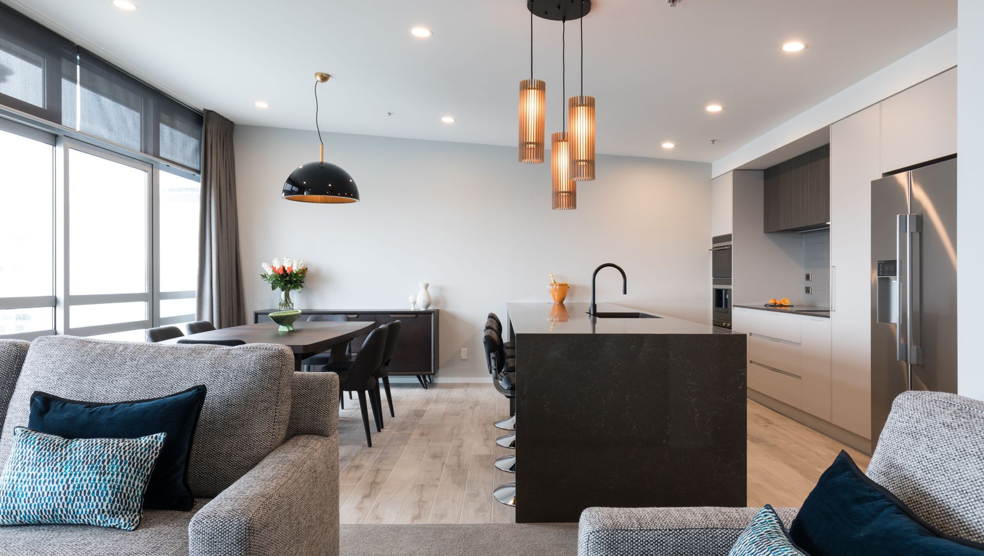 City Apartment banner