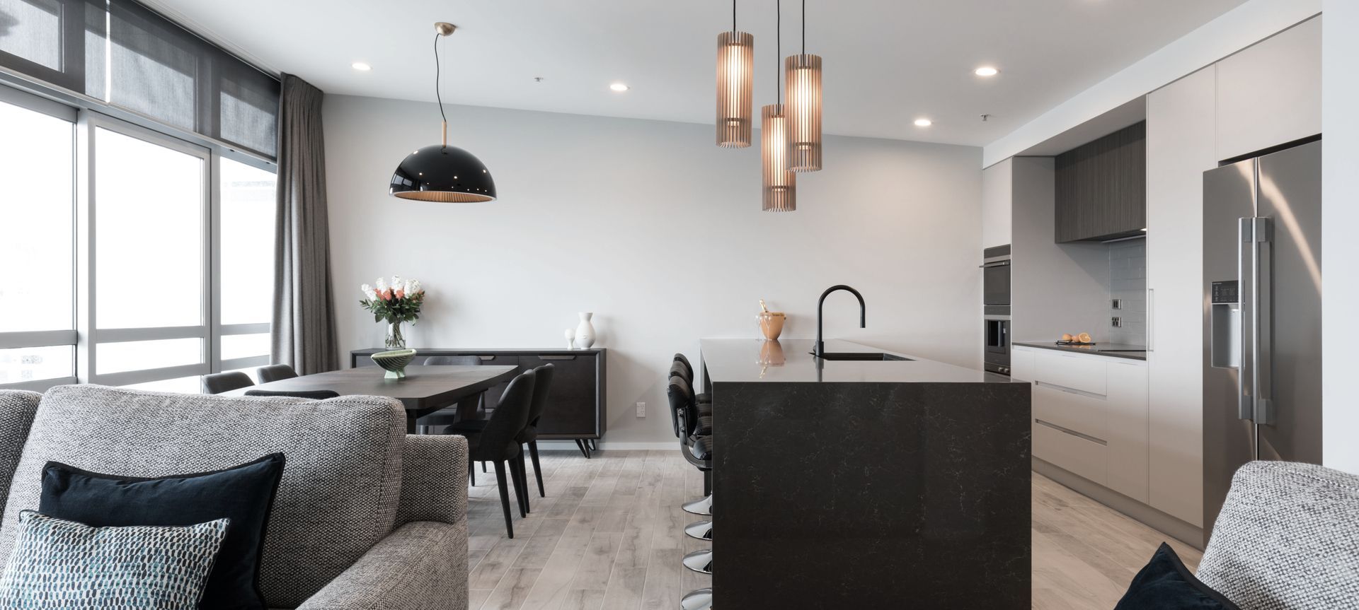 City Apartment banner