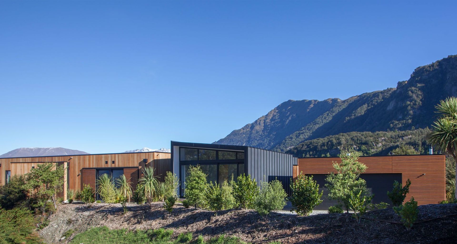 Closeburn Station | Warren Mahoney Architects banner
