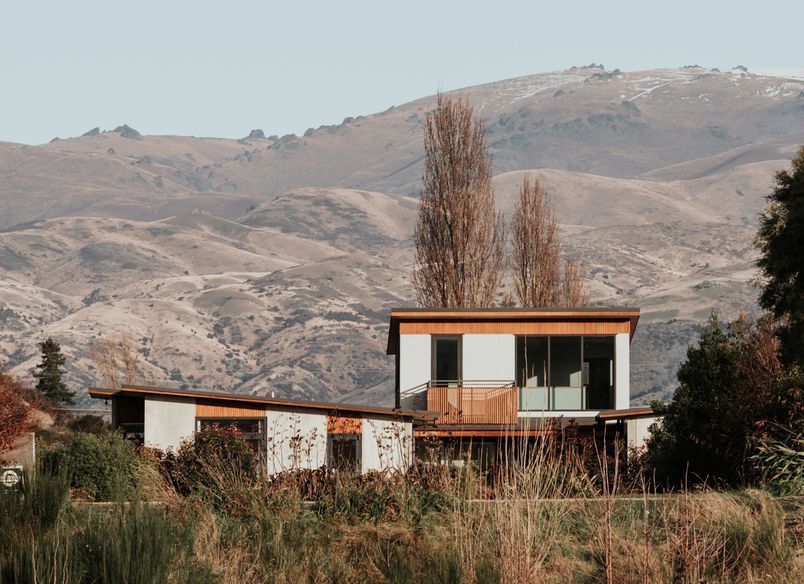 Clutha River Concrete House: Stage 2