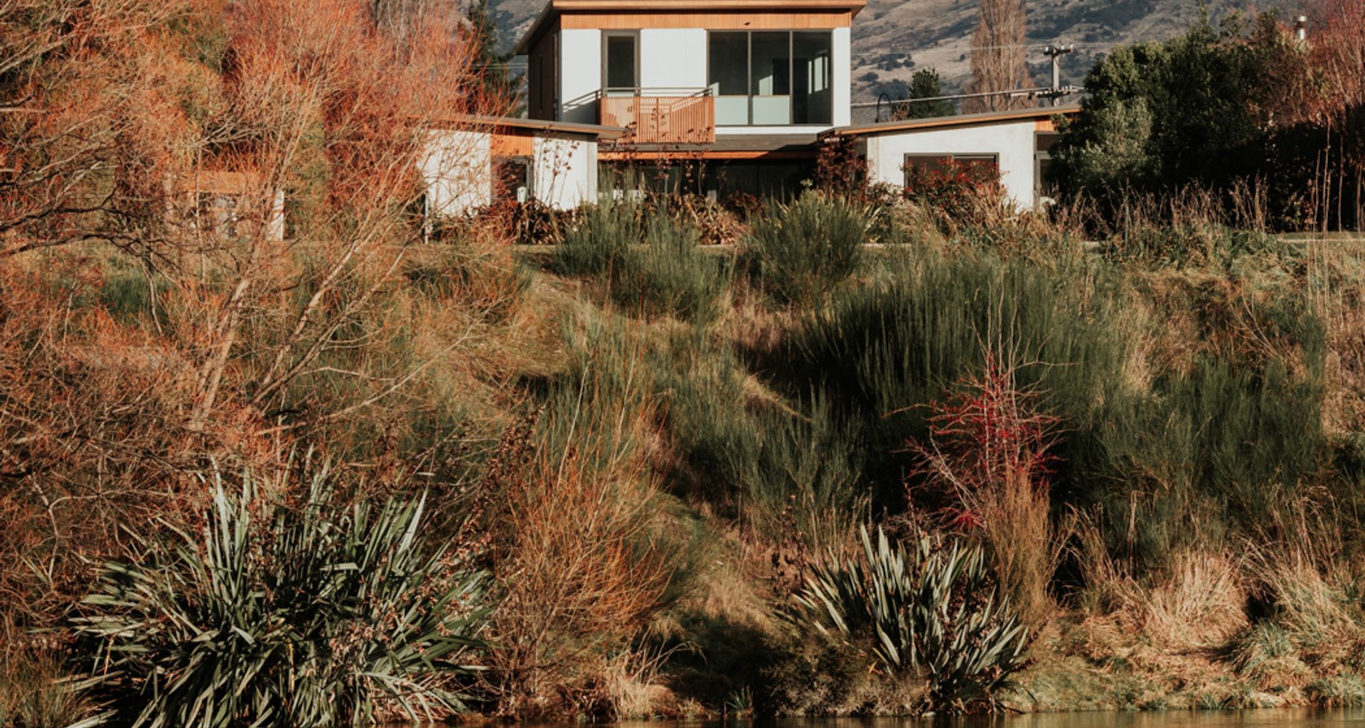 Clutha River Concrete House: Stage 2 banner