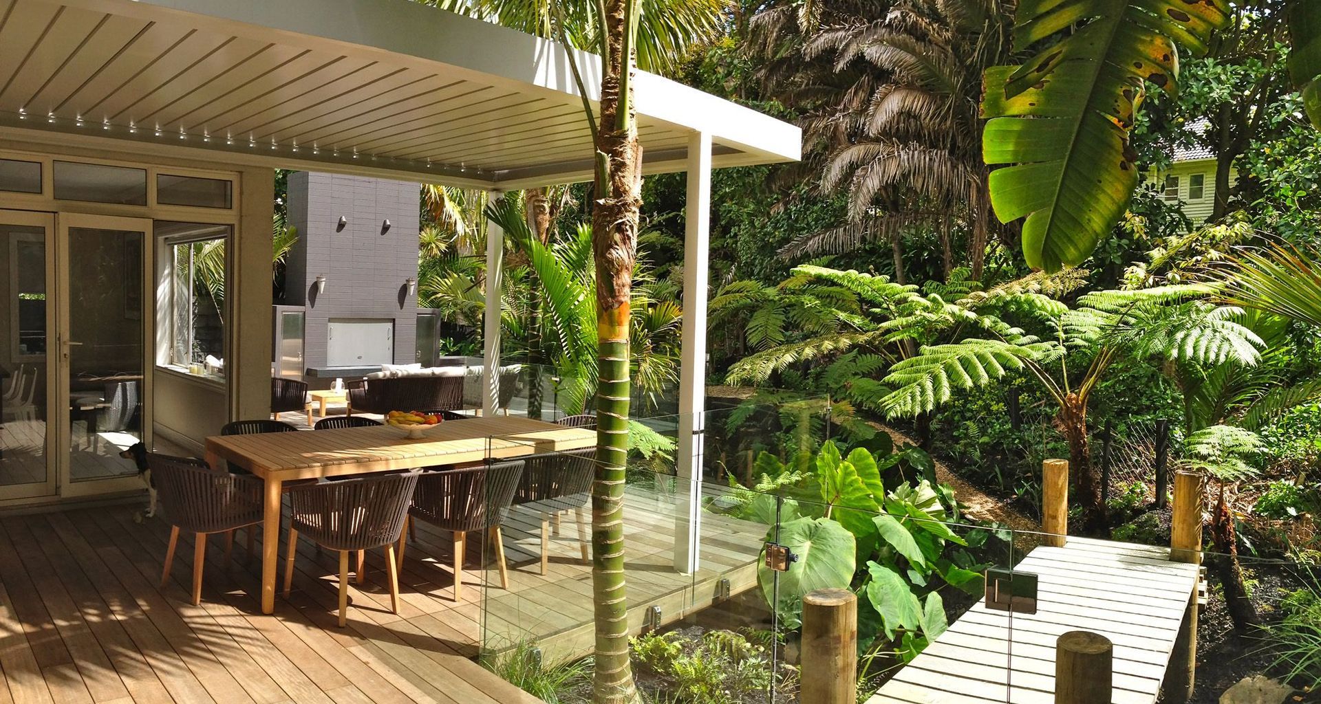 Tropical Remuera Residence banner