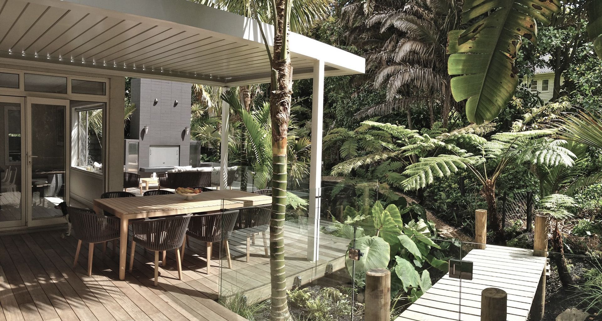 Tropical Remuera Residence banner