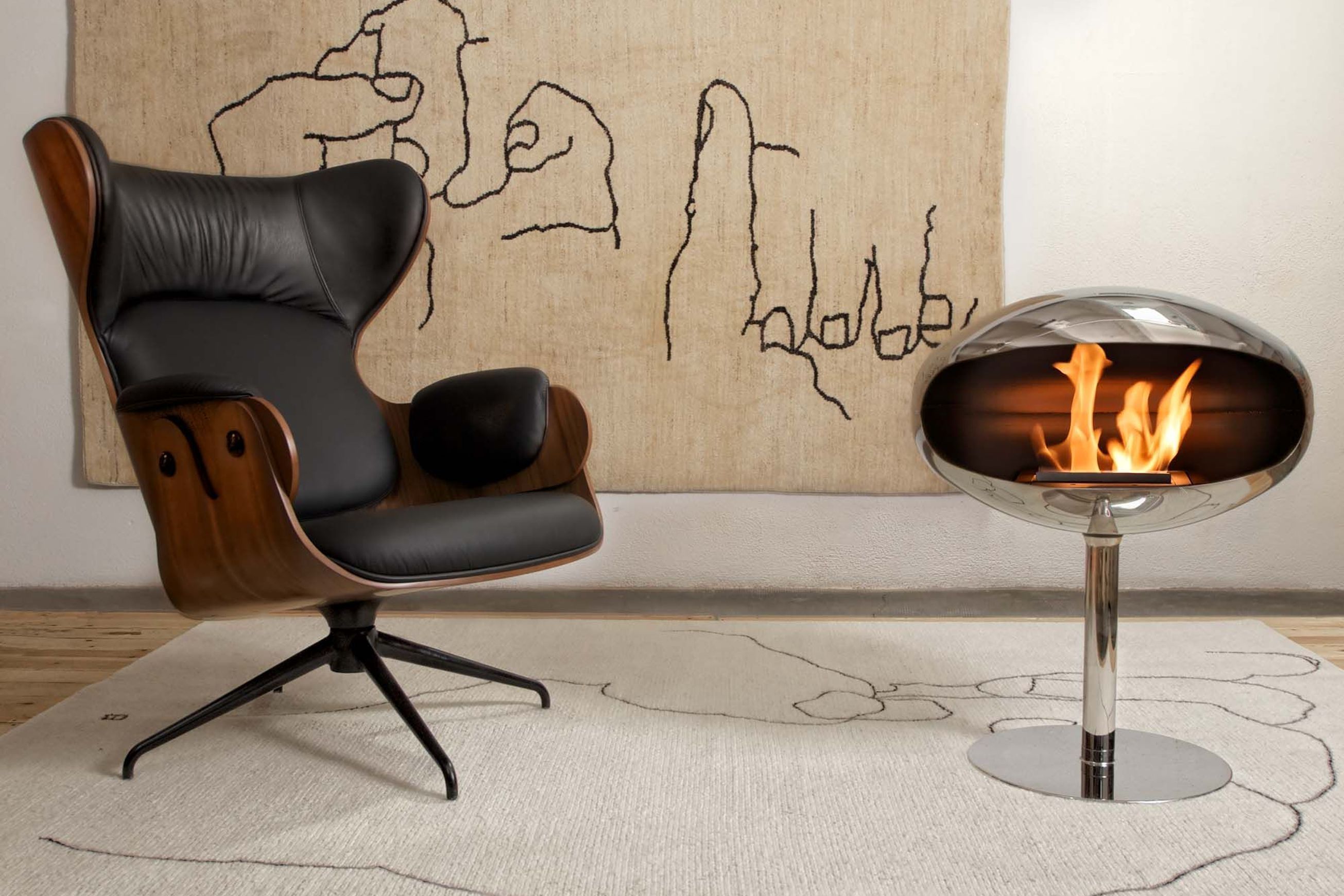 Cocoon Fires Pedestal Suspended Fireplace