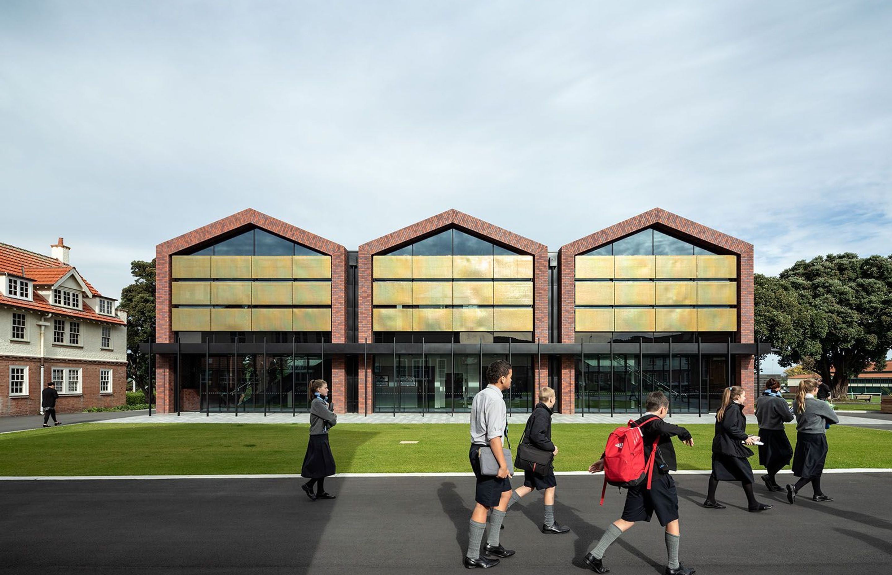 The new Administration Building helps to deifine the new student quad space.