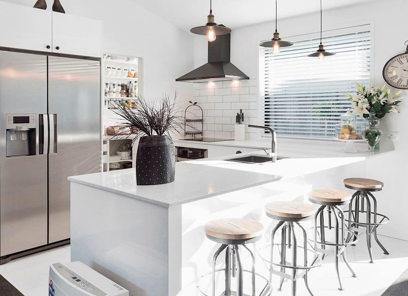 Contemporary Kitchen