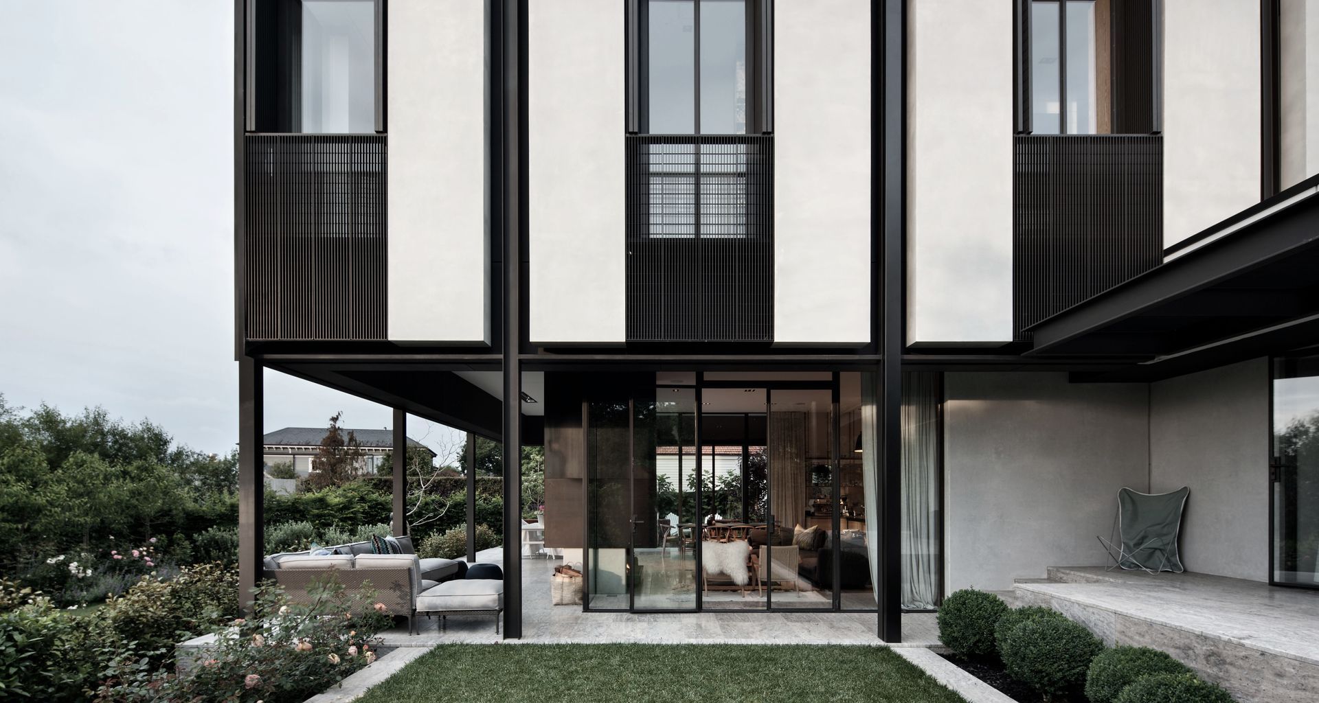 Country House in the City banner